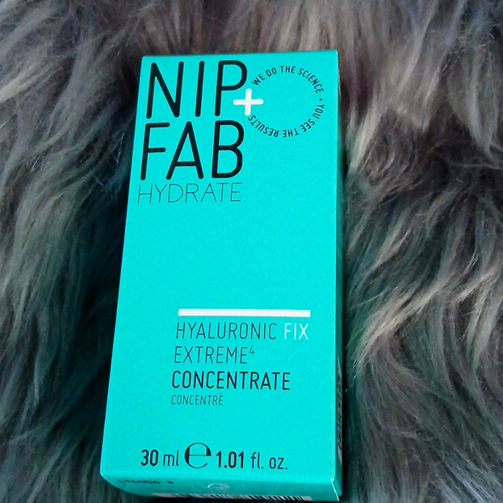 Nip + Fab Hydrate